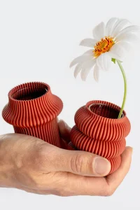 SHEYN Zayl & Beygl Ruby Red Mini Vase Set